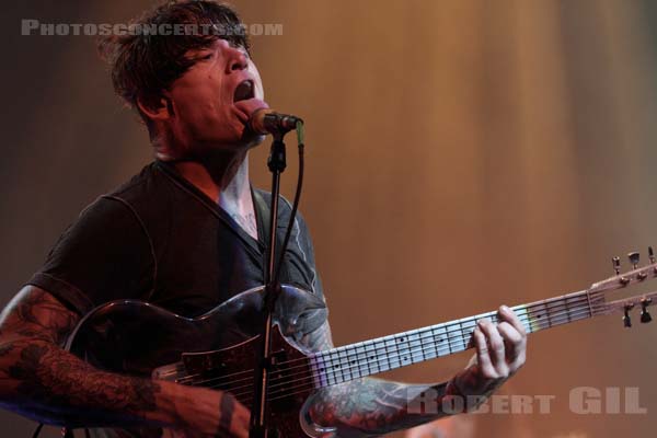 THEE OH SEES - 2013-07-20 - PARIS - CentQuatre - 